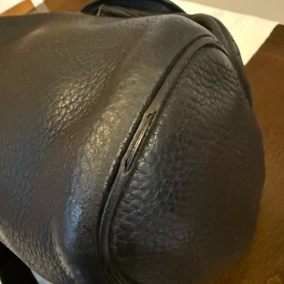 $50- Vintage Dooney & Bourke Made in USA
Drawstring One Sling Backpack - Picture 12 of 13